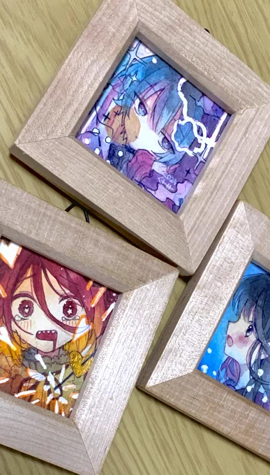 【展示のお知らせ】明日から開催される #artroomingMKT(10)、 額装2点とミニ額3点で参加してます。素敵な額を選んでいただいてます!初めての名古屋での展示です!見てくださると嬉しいです〜! 