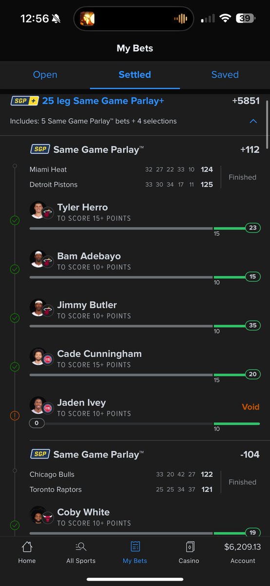 TheADST's tweet photo. @BailMoneyBray @kroder243 @FDSportsbook @FanDuel @FanDuel_Support @NBA @nbastats It really sucks, hopefully they make this right soon. And yeah take a look. 1 Vucevic rebound lol, apparently they took away 2 clear rebounds too… https://t.co/RkpdHOPHNq