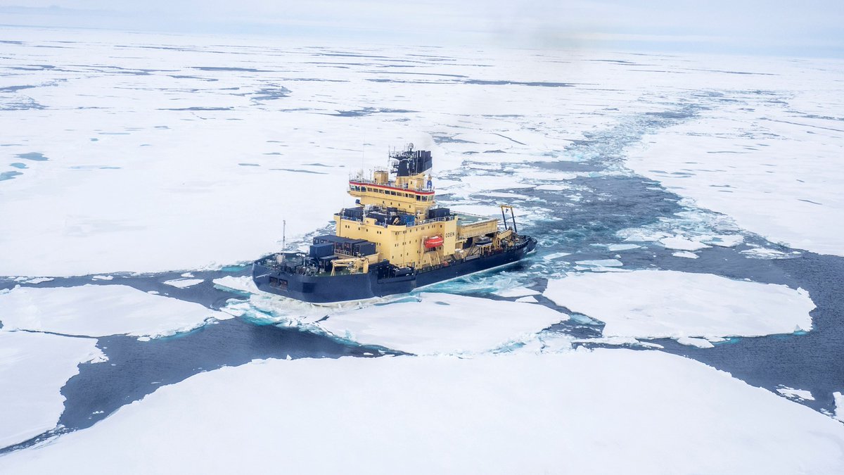 Opportunity for Early Career Scientists to go to the Arctic Ocean! The Swedish Polar Research Secretariat invites Early Career Scientists to take part in a research program on a joint expedition with the Swedish Icebreaker Oden and the Canadian Icebreaker CCGS Louis S. St-Laurent