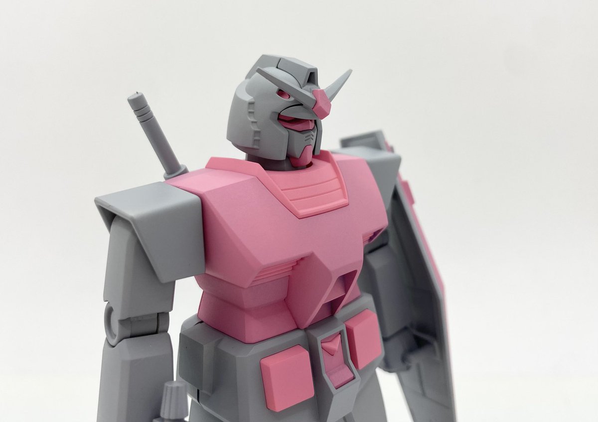 「久しぶりの進捗 令和版ベストメカコレクション ガンダム、股関節の開脚と首の角度調」|ばにら🫠のイラスト