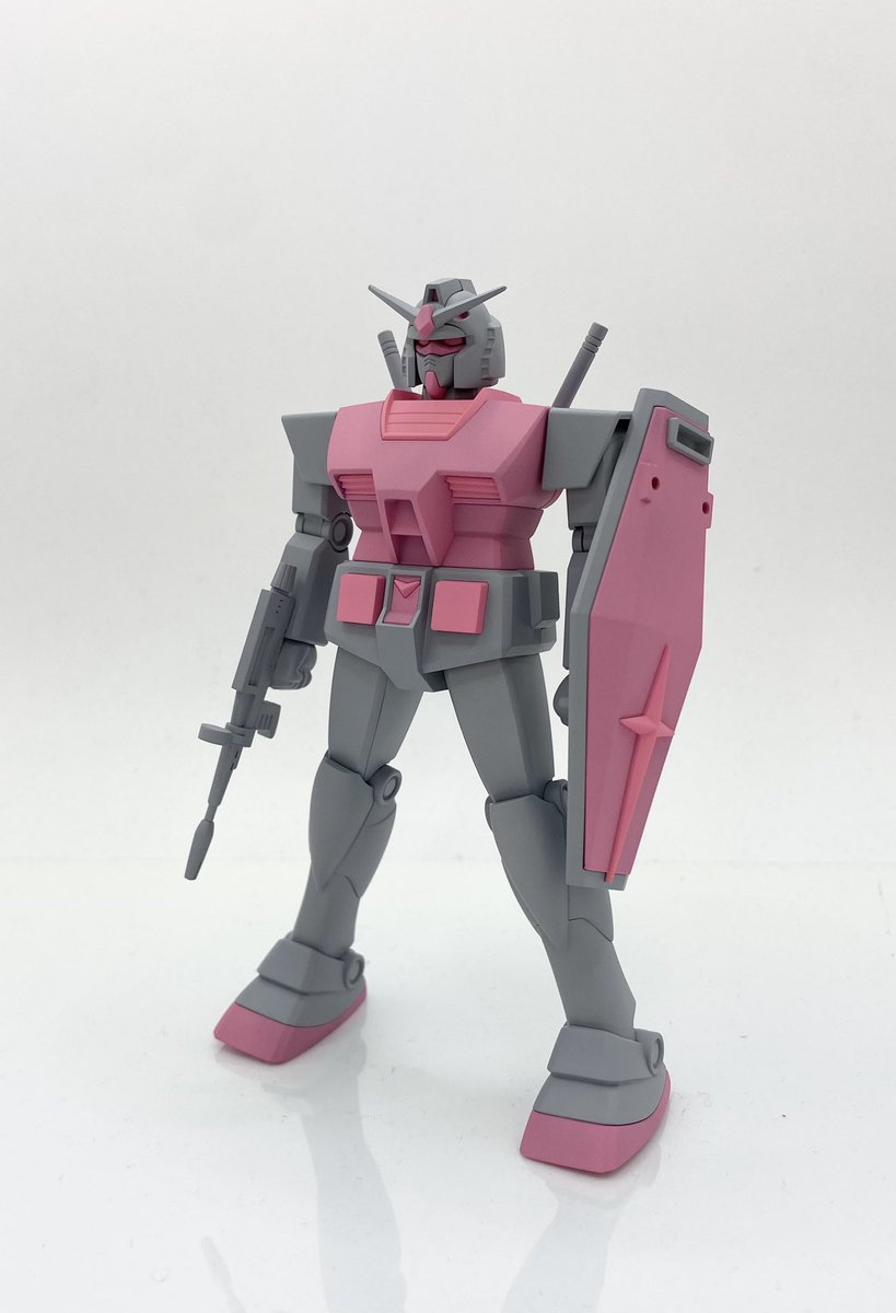 「久しぶりの進捗 令和版ベストメカコレクション ガンダム、股関節の開脚と首の角度調」|ばにら🫠のイラスト