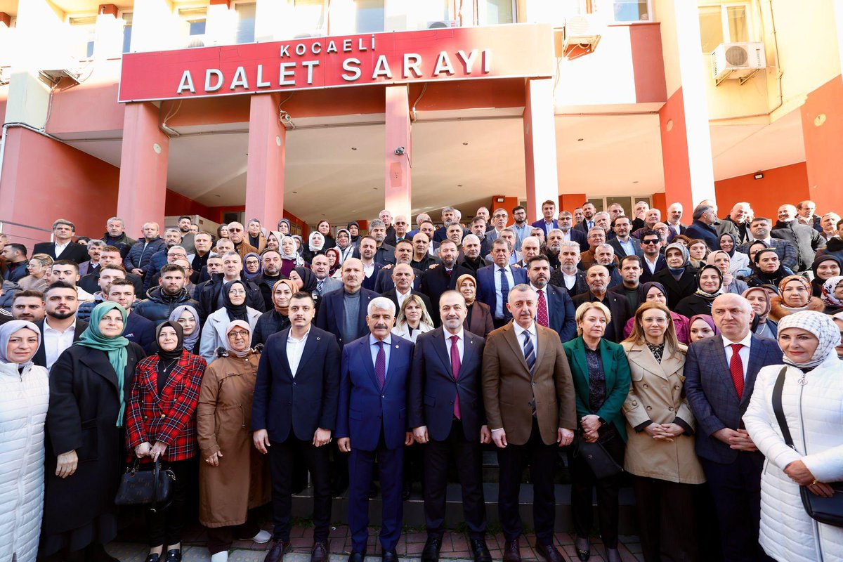 caglayancgty's tweet photo. Cumhurbaşkanımız Sayın Recep Tayyip ERDOĞAN’ın teşrifleriyle yapılan il kongremizin ardından AK Parti Kocaeli İl Başkanımız Şahin TALUS’un mazbata törenine katılım sağladık.

Kocaeli’mizi Türkiye Yüzyılı’na hazırlayacak, İl Başkanımız Şahin TALUS’u ve yeni dönemde görev alan İl yönetim kurulu üyelerimizi  tebrik ediyor, başarılar diliyoruz. 

Durmak yok, Yola devam 💡