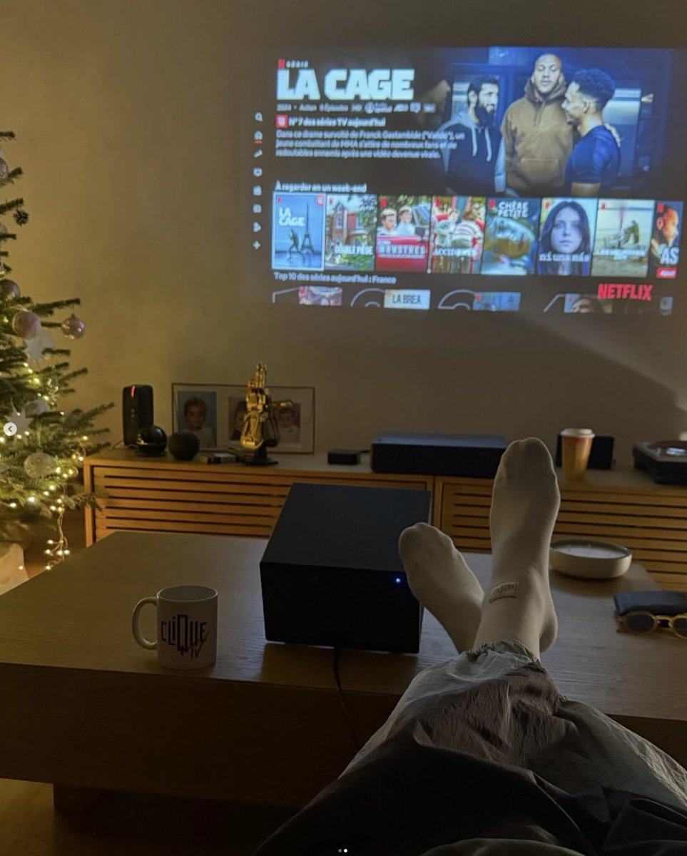 ViewSonic France (@viewsonicfr) on Twitter photo 🎁 Concours Tareek et ViewSonic 
1 Vidéoprojecteur LX60HDB. 
🥰s’abonner aux comptes Instagram @viewsonicfrance et @tareekoff 
👍liker le post
💬Identifier 2 amis en commentaires
⭐️Partage le post en story pour augmenter tes chances 
du 17/12/2024 au 20/12/2024
#concours 🎁 Concours Tareek et ViewSonic 
1 Vidéoprojecteur LX60HDB. 
🥰s’abonner aux comptes Instagram @viewsonicfrance et @tareekoff 
👍liker le post
💬Identifier 2 amis en commentaires
⭐️Partage le post en story pour augmenter tes chances 
du 17/12/2024 au 20/12/2024
#concours