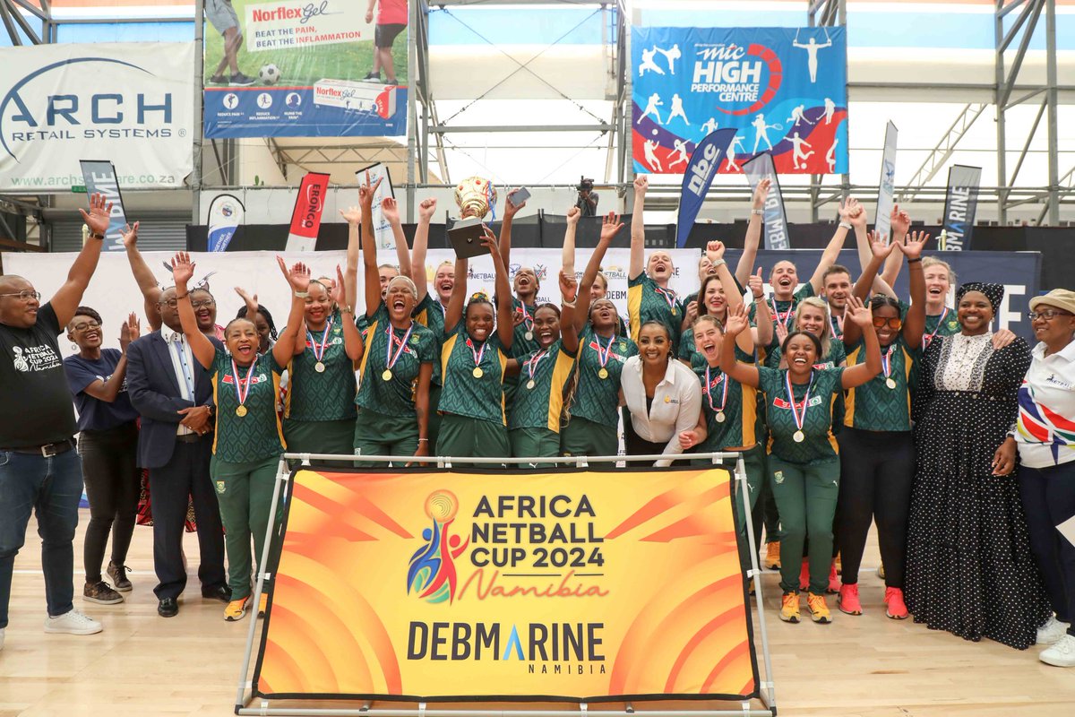 AfricaFactsZone's tweet photo. South Africa have won both the Men's and Women's Africa Netball Cups. https://t.co/GpQFpgEefd