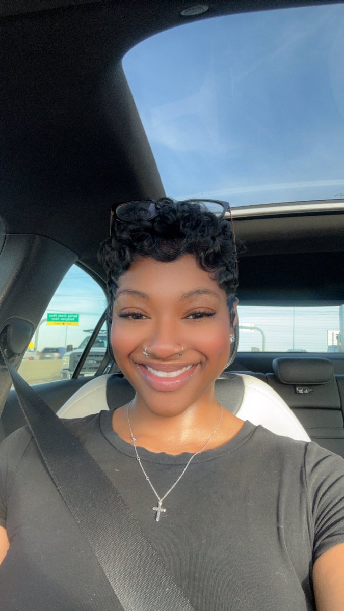 MercedesW_'s tweet photo. 🧚🏾‍♀️ https://t.co/FGJe3gKV3E