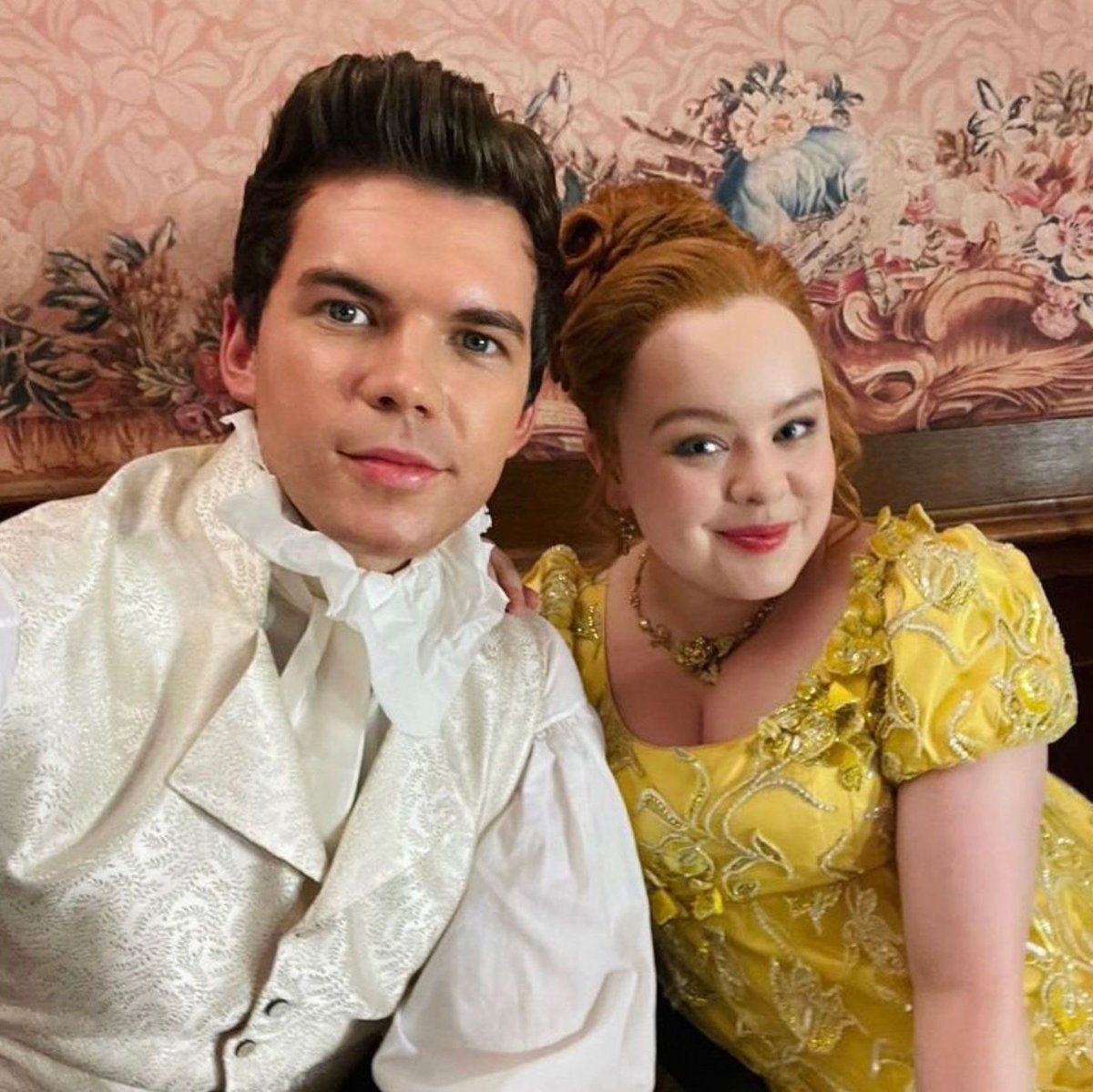 joseemuur's tweet photo. 54. Penelope &amp; Colin - Bridgerton https://t.co/yBzin1ySXT