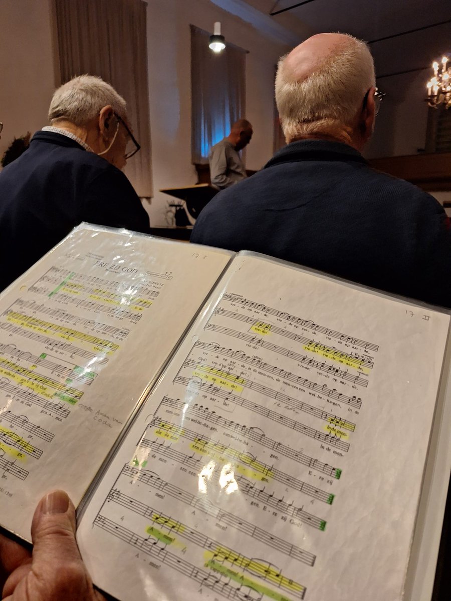 Heerlijke avond meegezongen met het Chr. Mannenkoor Hollandscheveld tijdens de generale repetitie voor het concert van woensdag as. 
Een warm bad waar ik zeker nog eens terug kom! @GemHoogeveen