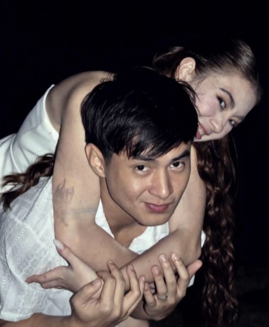 ibrrsmthlvr's tweet photo. OMG, UNRELEASED PHOTO OF JMFYANG!! THIS IS SO CUTE!😭💛 #JMFyang https://t.co/L2wZOvEfeD