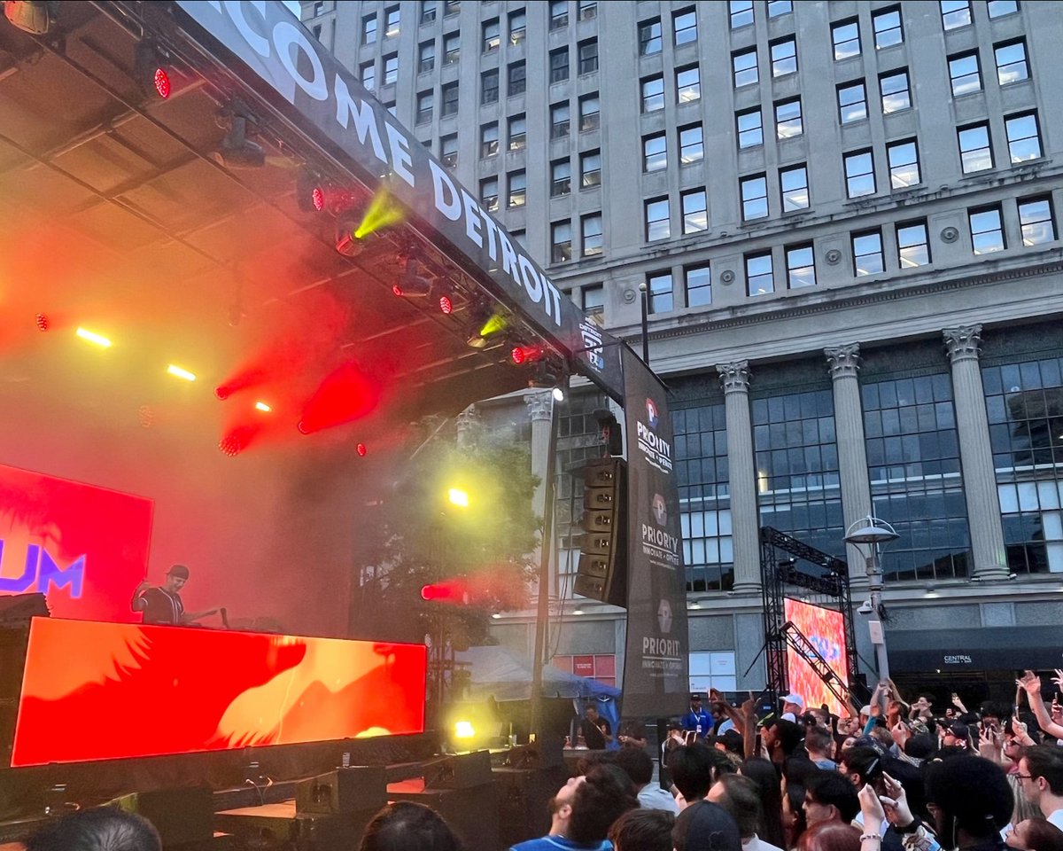 <a href="/JVNA/">Jana l JVNA</a> and <a href="/ILLENIUM/">ILLENIUM</a> lit up the Cadillac Square Entertainment Stage presented by @prioritywaste in a free concert during the 2024 #DetroitGP race weekend. 

#WeDriveDetroit // #PriorityWaste // #JVNA // #ILLENIUM
