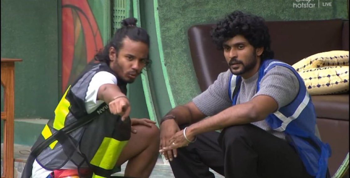 biggboss_naveen's tweet photo. Title Winner is 🏆 

#BiggBossTamil8 #BiggBoss8Tamil #BiggBossTamil #BiggBossTamilSeason8 #BiggBossNaveen

#Muthukumaran Retweet 🔄 
#Raanav Like ❤️ https://t.co/CfEHm4FMvB