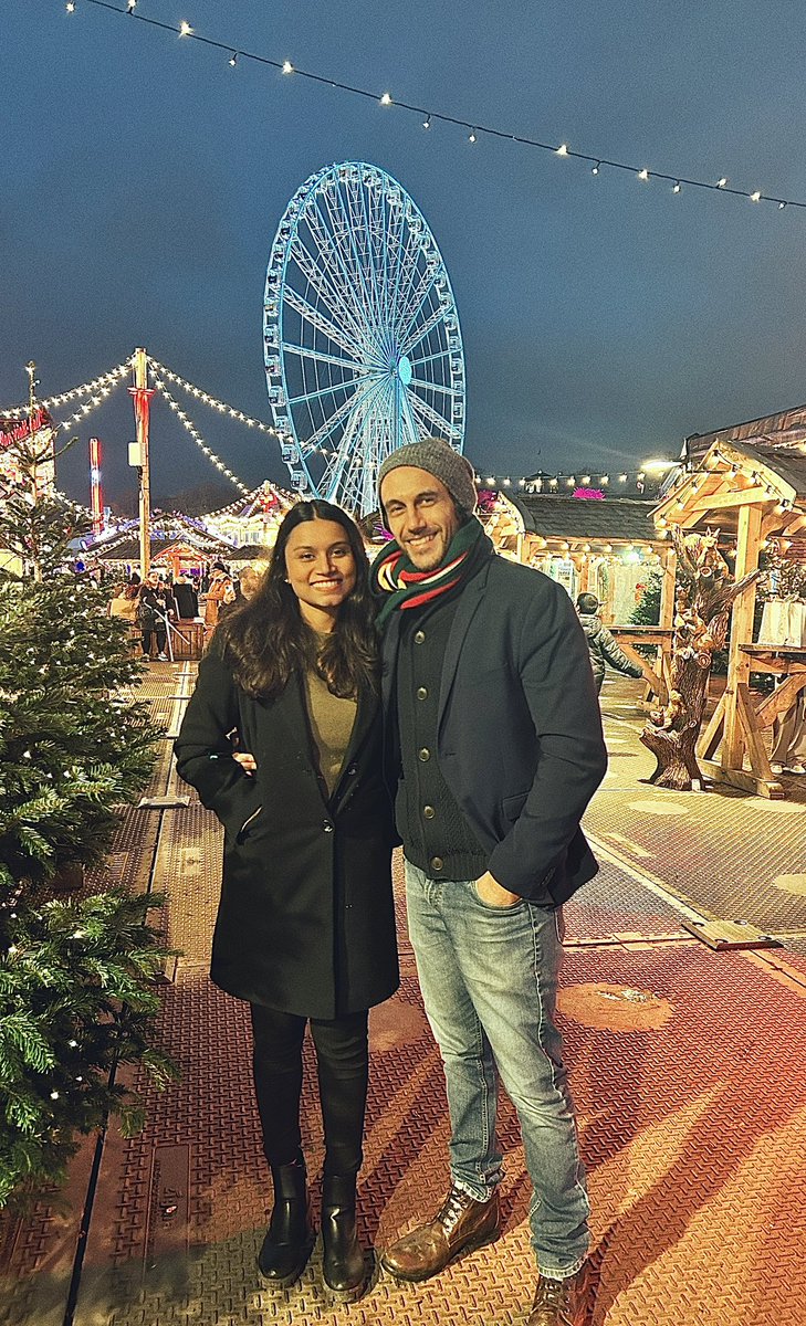 What a fun day <a href="/WinterWonderLDN/">Winter Wonderland</a> 🎅

#christmas #winterwonderland #london #hydepark #fun #love #life #ahmareenanjumvlogs #travelwithahmareen #dannysura