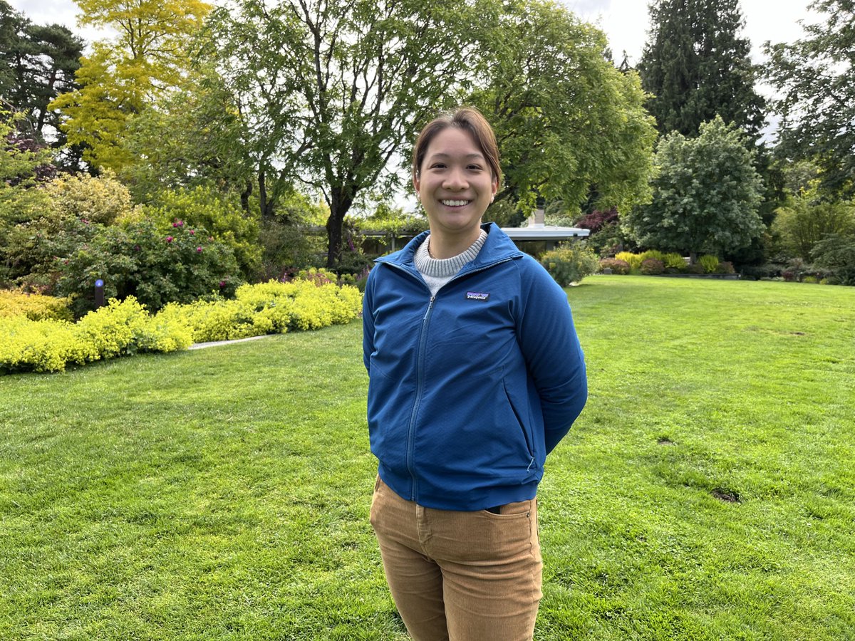 SICB Comparative Physiology and Biochemistry (@sicb_dcpb) on Twitter photo This week for our #ScientistSpotlight series we are featuring DCPB's BSP nominee Emily Lau. <a href="/chipotlau/">Emily Lau, PhD</a> is a postdoctoral scholar at University of Chicago, who will be presenting on the molecular convergent evolution of bioluminescence in octocoral cnidarians and brittle stars! This week for our #ScientistSpotlight series we are featuring DCPB's BSP nominee Emily Lau. <a href="/chipotlau/">Emily Lau, PhD</a> is a postdoctoral scholar at University of Chicago, who will be presenting on the molecular convergent evolution of bioluminescence in octocoral cnidarians and brittle stars!