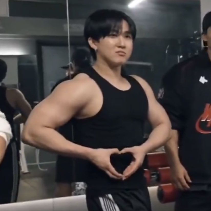 bea bang 合 吉 禄 KARMA DO IT | dominATEd🥠🦷 tweet media