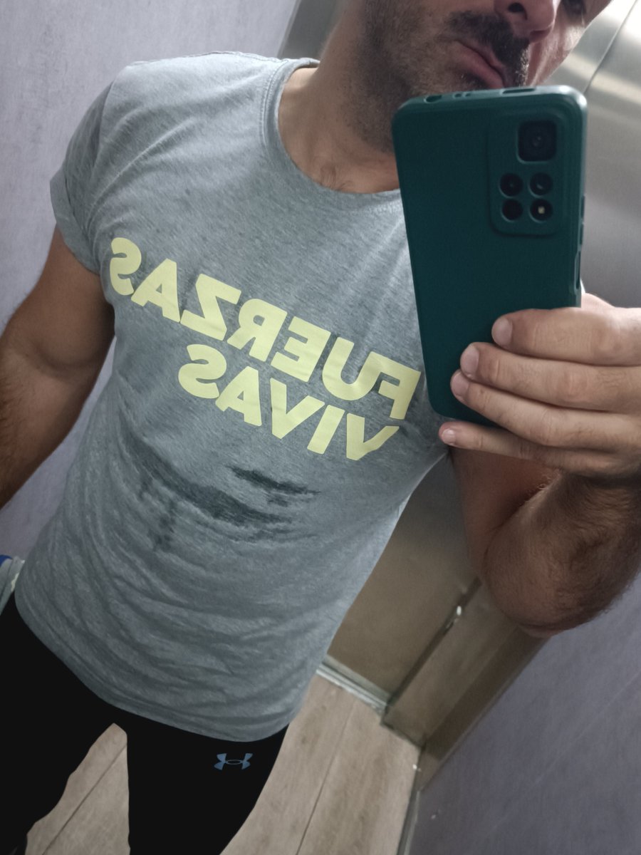 pdcstsnms's tweet photo. por lo menos ya llegaron las camisetas 🙏🏻#ffvv https://t.co/KsNWGj12WW