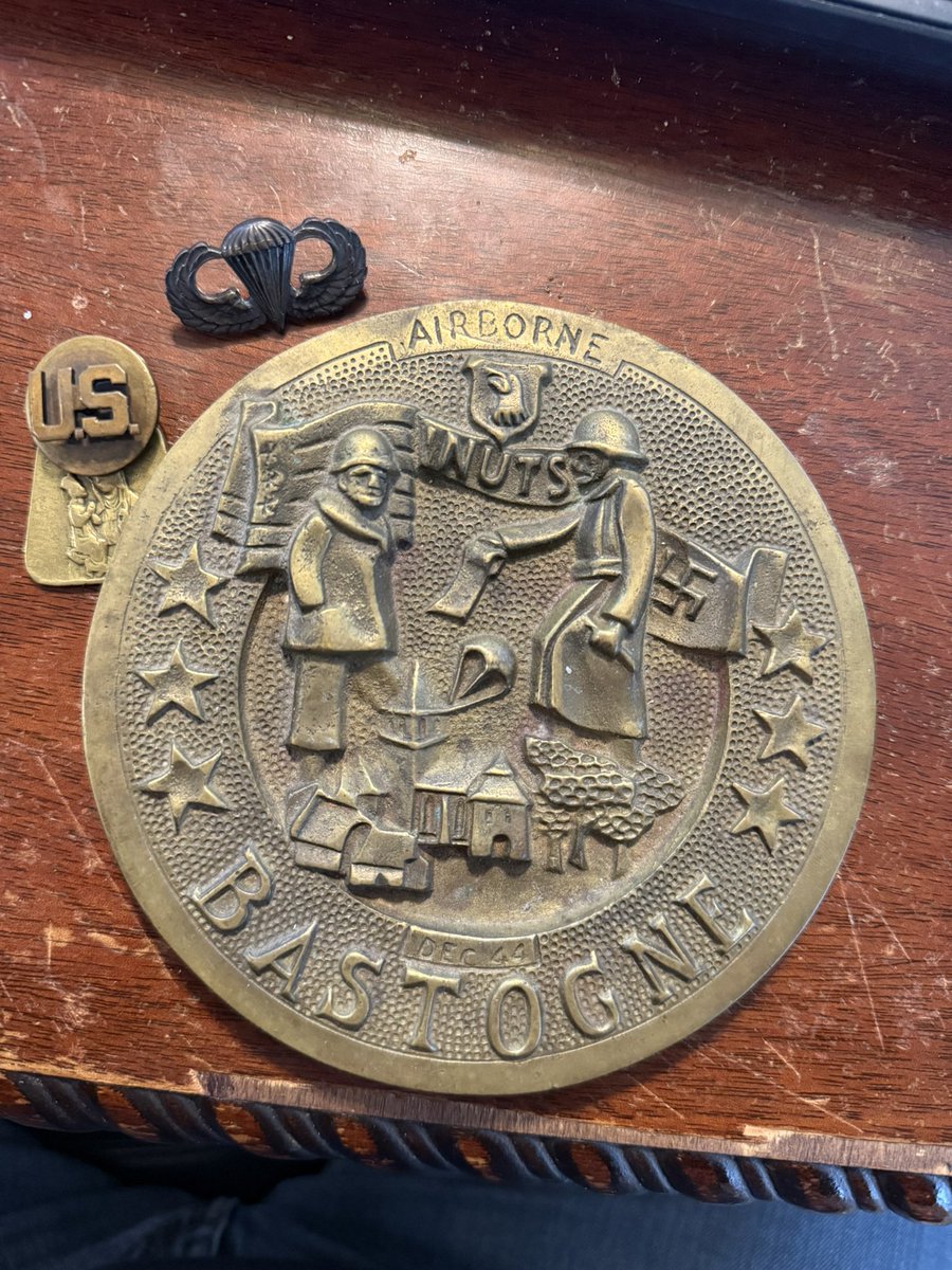 bpmacphee's tweet image. Brought home and still in the family #Bastogne #NUTS #RSIO @kershaw_alex @VoicesofWW2 @101stAASLTDIV Artillery Shell Casing