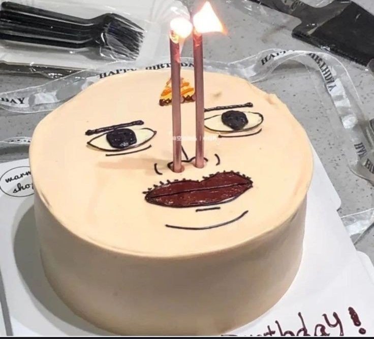 lovingdks_'s tweet photo. @bluecatinsahara Happy birthday kak, ayo tiup lilin nya dulu, cepat buat permintaan nanti aku bantu aminin. Oke aamiin https://t.co/xv67fIvmLv