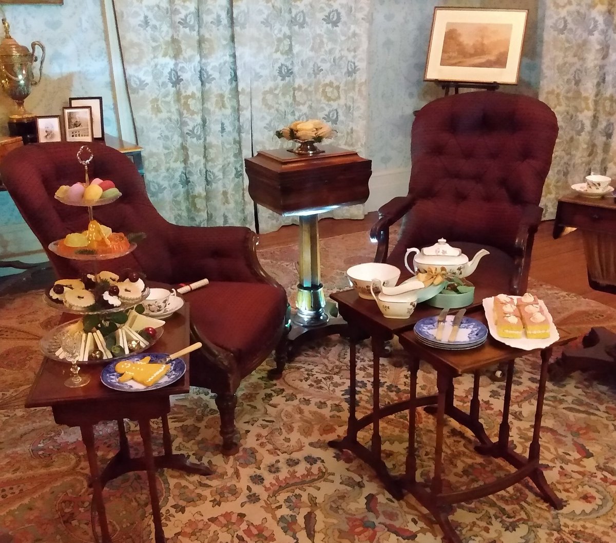 Christmas scenes at Killerton National Trust house - a lovely table setting, and very life-like desserts on the sideboard. I also liked the afternoon tea setting. Someone has gone to a lot of trouble to make all the cakes and biscuits look so real