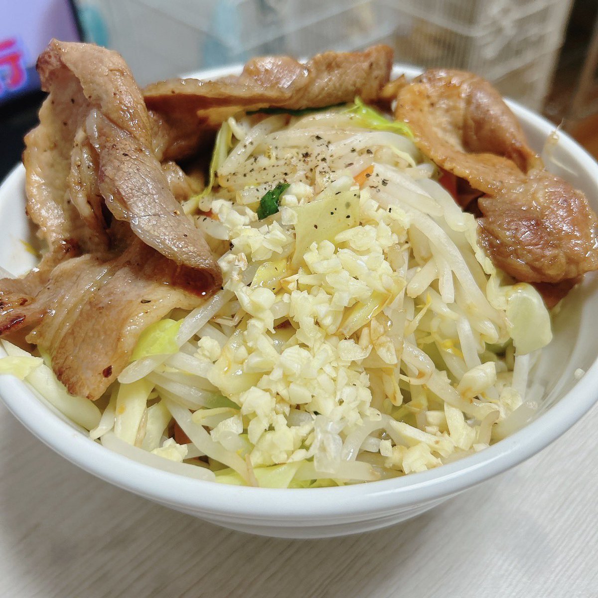 becchi0922's tweet photo. 家で二郎作った https://t.co/1ykCWGHy5g