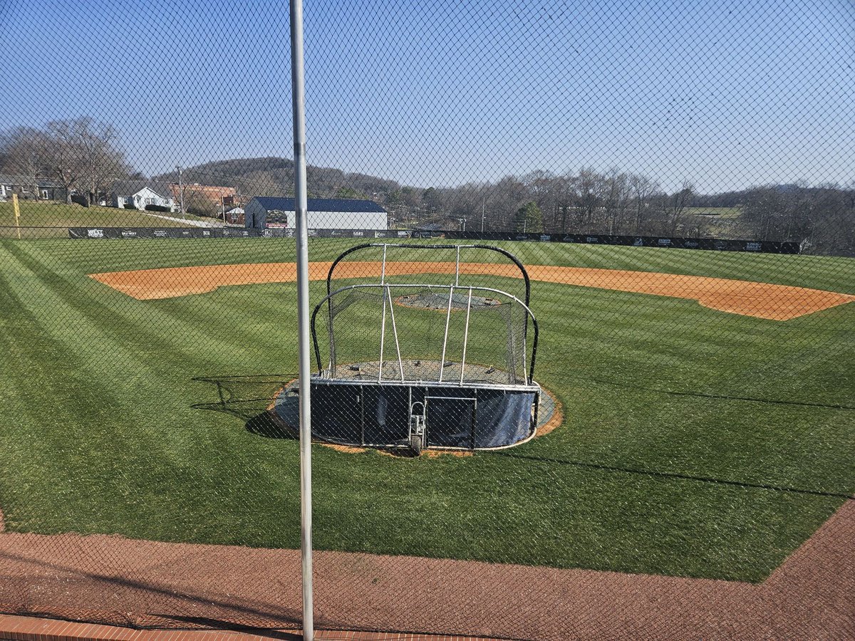 HS Baseball Fields Of America! tweet media