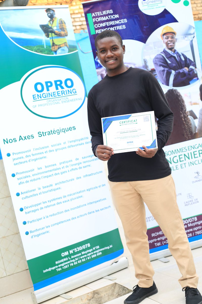 OproEngineering's tweet photo. Témoignage de Ir. J MUSHAGARUSA:" Avec la formation @OproEngineering, j'ai appris que laisser les sites d'extraction sans rien faire, c'est exposer la population à des risques environnementaux. Si on parvient à les réhabiliter, cela peut servir de sites touristiques par exemple." https://t.co/c2fQT1BtR7
