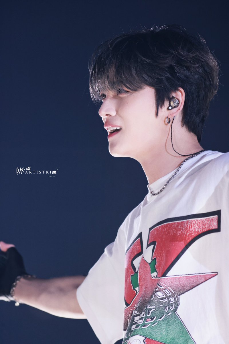 ARTISTKIM0126's tweet photo. 241215 JX 2024 CONCERT [IDENTITY] in Japan- Day2 Part4

@bornfreeonekiss 🥰🥰

#JX_IDENTITY #JX_IDENTITY_JAPAN #JX
#JAEJOONG #ジェジュン #김재중 #Kimjaejoong  #金在中 https://t.co/0MZ6ywKzgx