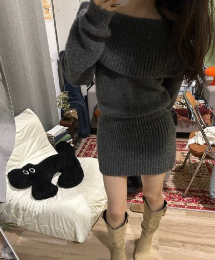Knappaddition's tweet photo. 冻死人的靴子穿搭 这才是我应该穿的 #靴子控 https://t.co/824wxlvvNG