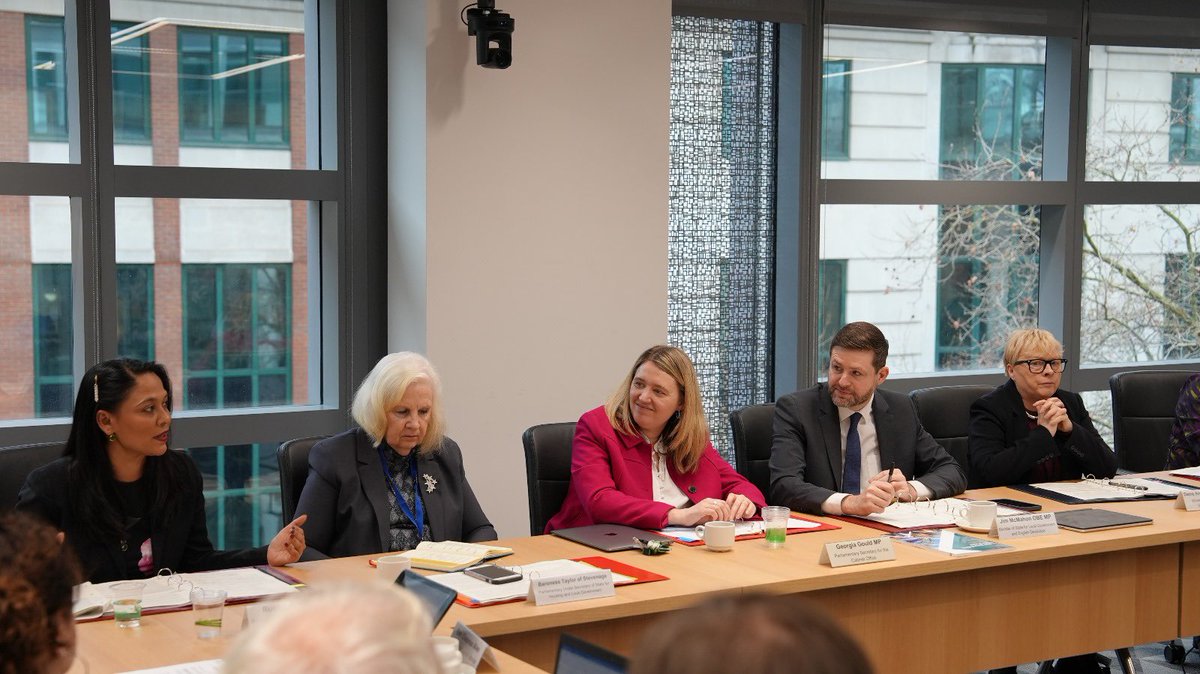 We are working together in partnership across central and local government through the Leaders Council to tackle head on the big issues facing local government and communities.

We discussed the English Devolution White Paper, public sector reform, homelessness and resettlement