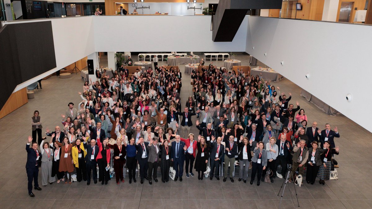 🔴1 de cada 4 personas sufrirá un trastorno de salud mental en su vida y será la primera causa de incapacidad en 2030. 

Así fue la jornada 'Desafíos en Salud Mental: cómo reducir el absentismo laboral e impulsar el bienestar en los jóvenes👉bit.ly/41Fsi9G

#MPGSunav