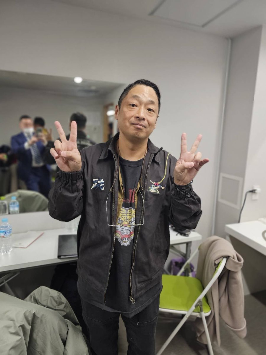shochiku_geino's tweet photo. 第二回ユーポスカップ

オープニングアクトはやかん組長

MCは団長安田

賞金15万円は反町が獲得しました。

団長賞はマッチョ赤阪とヒナタのマッチョコンビ

満員御礼。#ユーポスカップ https://t.co/iq7PGTVyVj