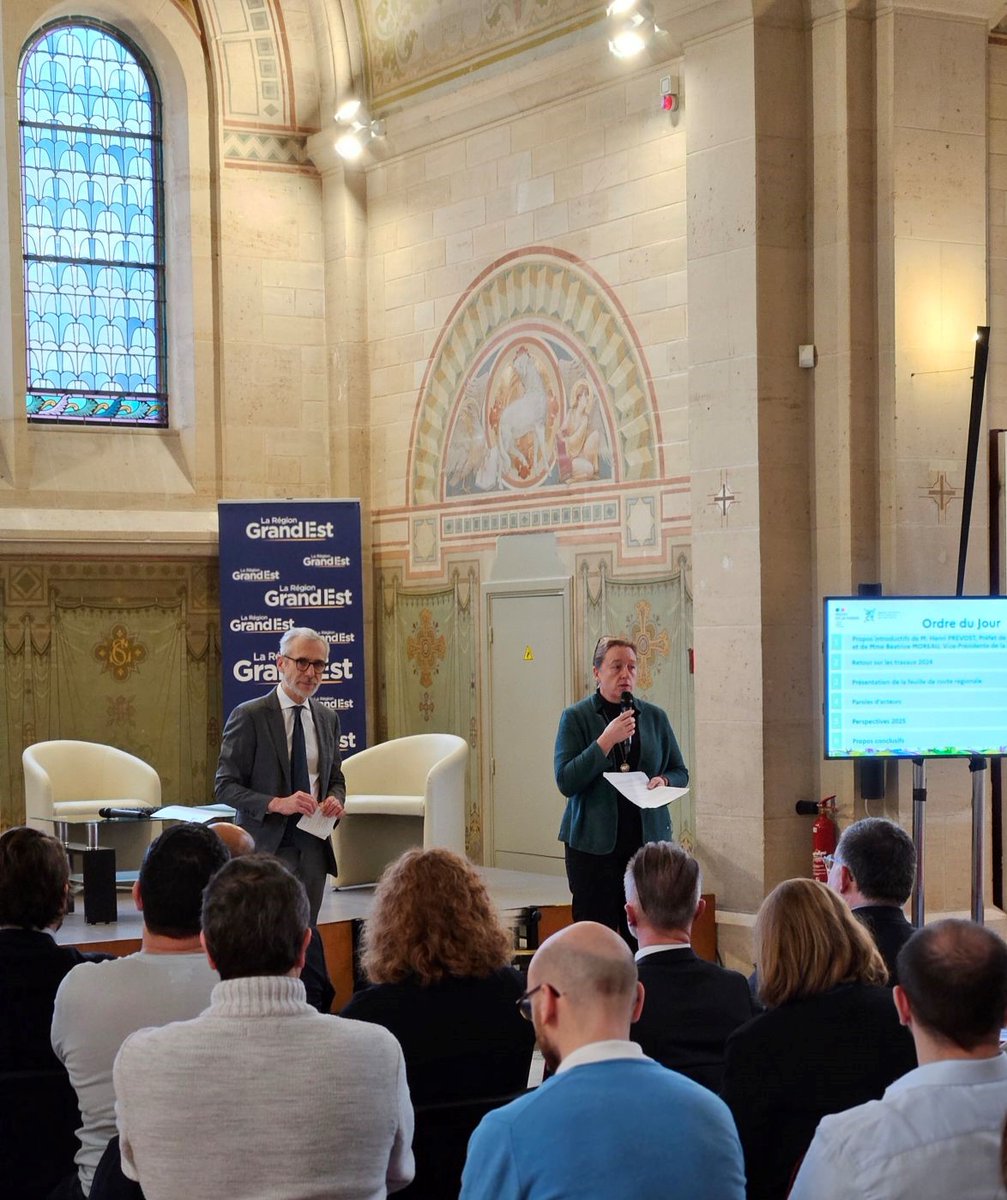 Prefet51's tweet photo. #Territoires
Le Préfet Henri Prévost a co-présidé avec @BMoreau51 , vice-présidente @regiongrandest le
Comité local de cohésion territorial #CLCT, en présence des élus du territoire
L'occasion d'un point d'étape sur les travaux de planification écologique menés dans le département de la #Marne par tous les acteurs impliqués ♻️🌱
Les échanges et témoignages témoignent de la diversité des actions de transitions impulsées à tous les niveaux
➡️Les #servicesdelEtat sont pleinement mobilisés pour faire vivre ces initiatives, avec les collectivités territoriales et l’@ANCTerritoires
@DptMarne
@Maires51
#FranceNationVerte