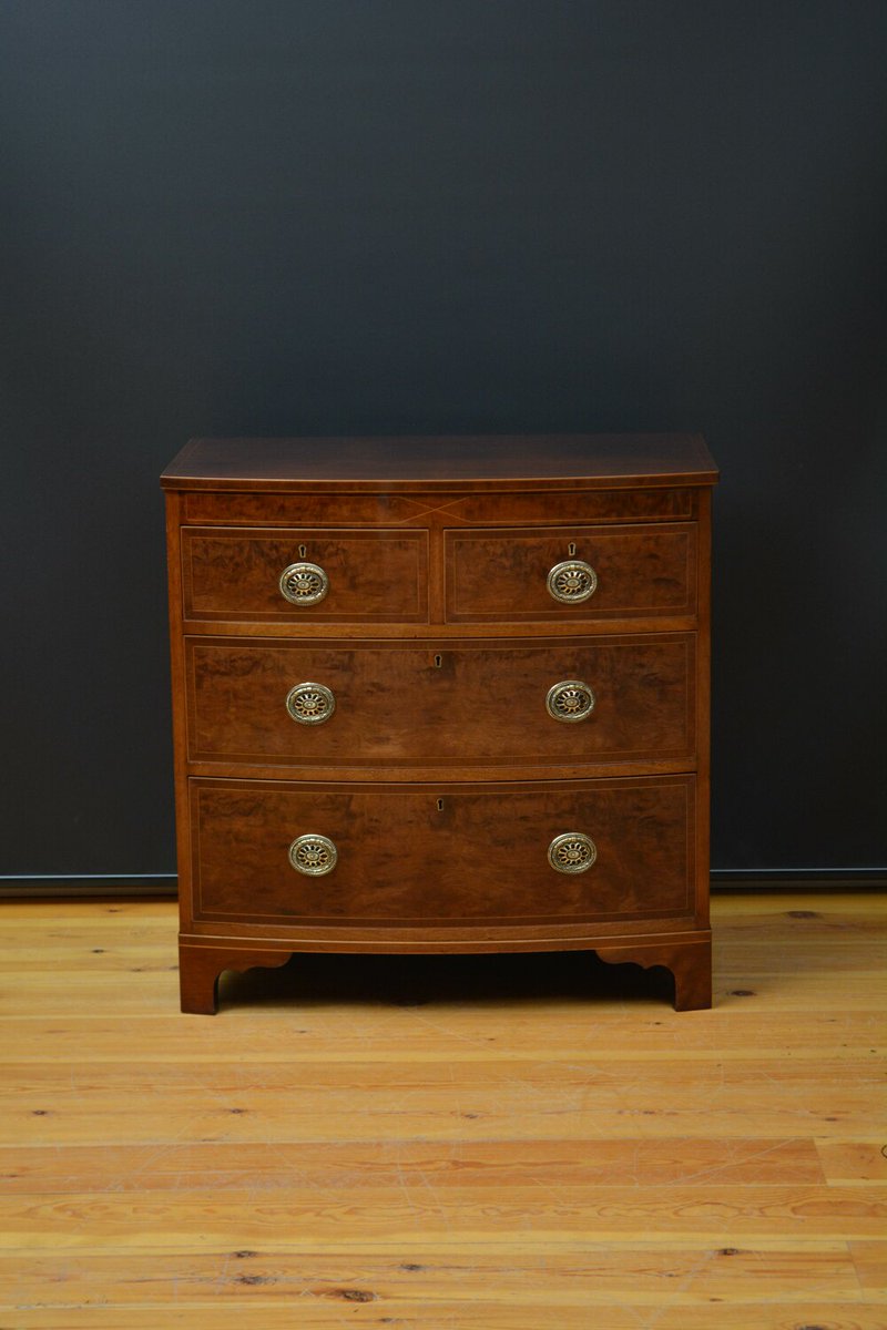 antiques_atlas's tweet image. For sale on Antiques Atlas we have this Sheraton Revival Mahogany Chest of Drawers antiques-atlas.com/antique/sherat… Perfect for Hall Lounge Or Bedroom ,With a Wee Plant on 🪴 top
 #Antiques From Nimbus Antiques @NimbusAntiques 
#antiquefurniture #chestofdrawers #antiquechestofdrawers
