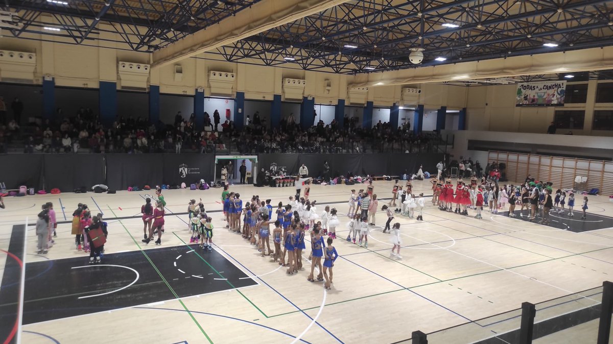 Hemos estado con l@s alumn@s de <a href="/CeipsoElEncinar/">CEIPSO El Encinar</a> en el “Día del Patín Solidario” 🛼⛸️ de <a href="/CPatinajeTorre/">CP Torrelodones</a>. Ha sido espectacular 🙌🏻

‼️El patinaje es, desde hace años, parte de las extraescolares de comedor gestionadas por el Ampta. 

¡Enhorabuena a tod@s! 🎊