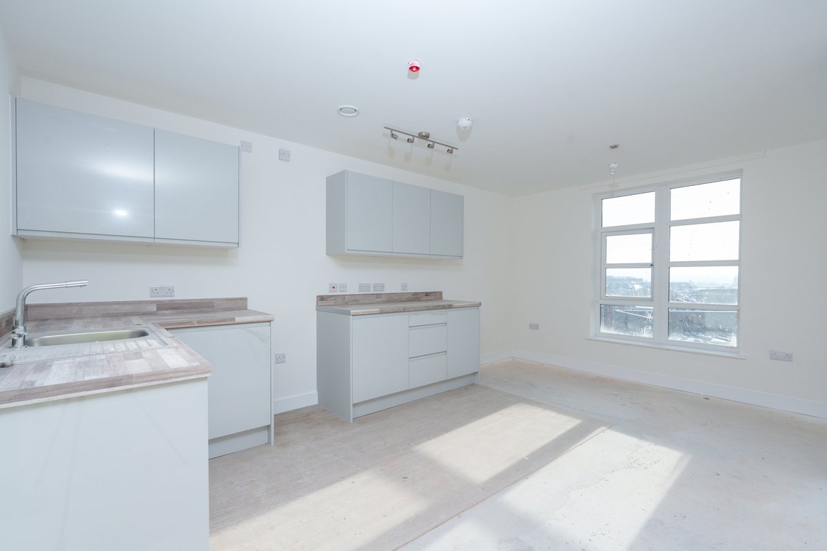 Alderley_Group's tweet photo. Progress Update - Town Hill 🗞️🏠

In partnership with Torus, Town Hill will deliver:

🏠 39 Apartments
💰 Affordable Rent
📍 Prime Location
👷‍♂️ High-Quality Construction

Keep up with updates on: https://t.co/9XFudlsFaK

#Construction #Property #Warrington #AffordableHousing https://t.co/1amenyHzKc