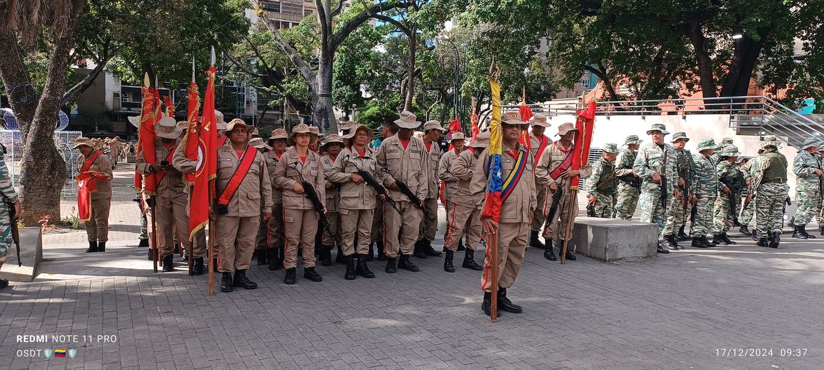 A 194 Años de la Siembra del Padre de la Patria y Libertador de América SIMON BOLIVAR Y Juramentación de las Milicia y los Cuerpos Combatientes*