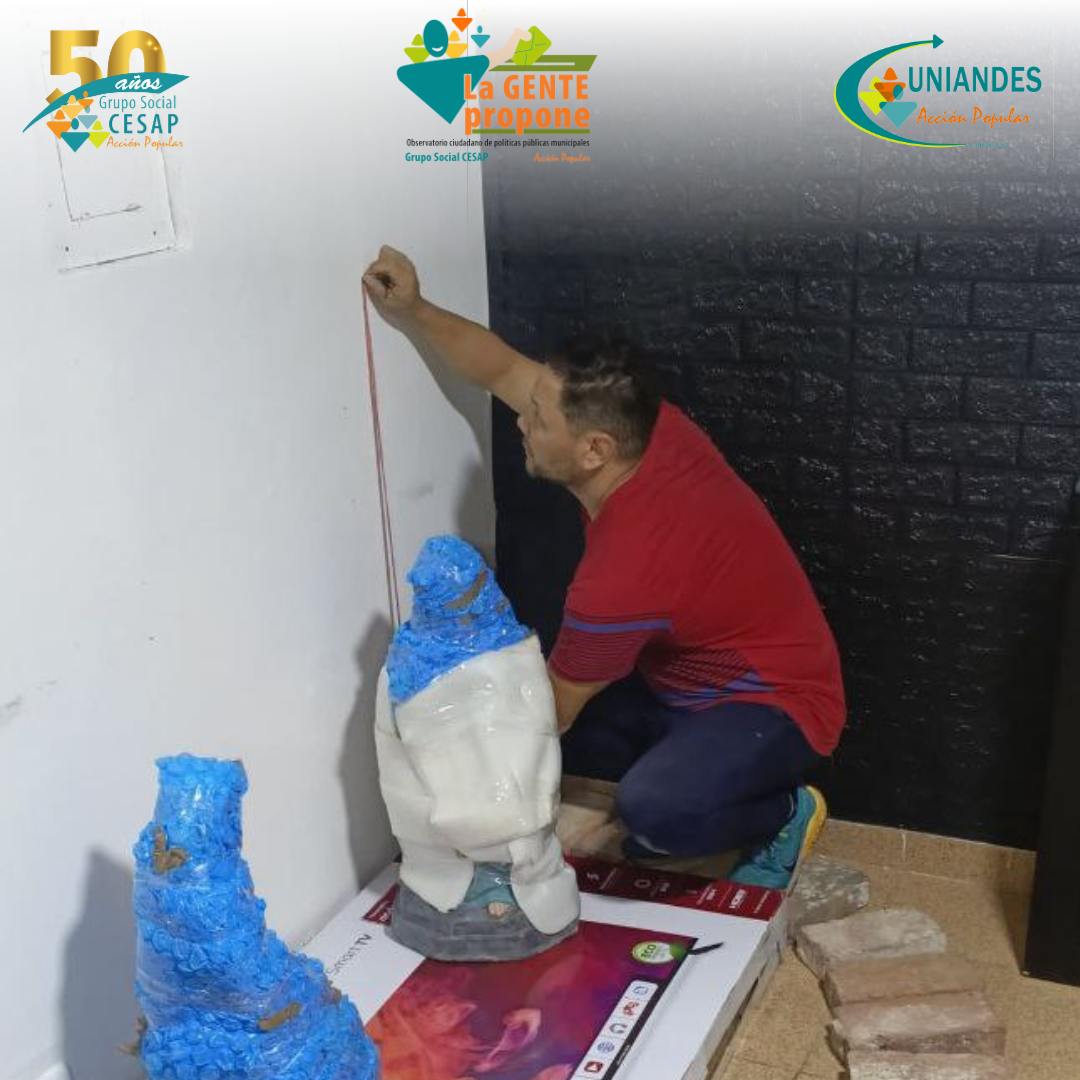 MeridaPropone's tweet image. 🌟 El pesebre andino en Mérida, Venezuela, es una tradición que une generaciones y fortalece la comunidad. Desde Gente Propone Mérida, promovemos su rescate y sostenibilidad. ¡Únete a celebrar y conservar nuestras tradiciones! 🌠 #PesebreAndino #TradicionesMérida