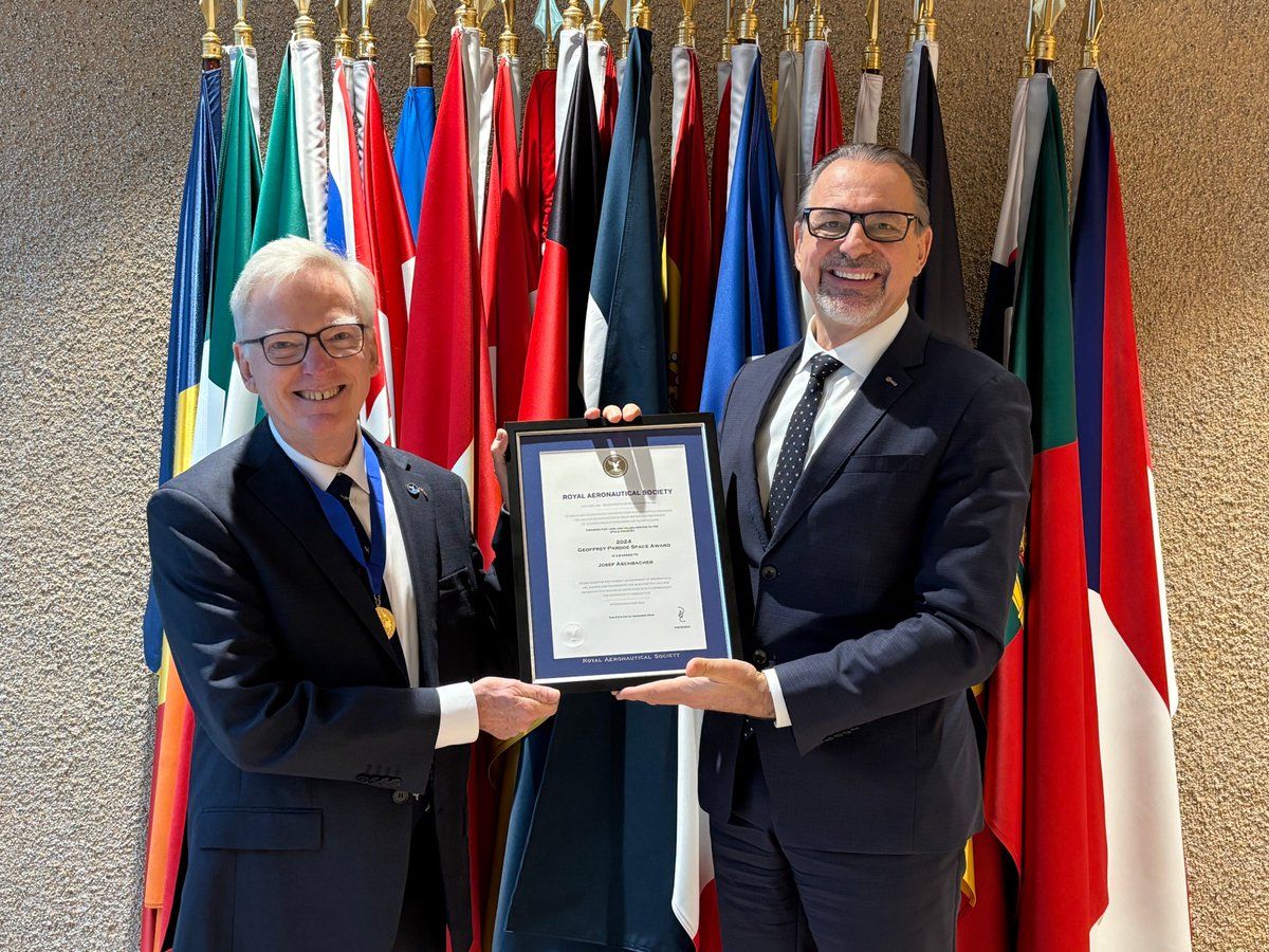 RAeS Space Group (@raesspacegroup) on Twitter photo Congratulations to ESA Director General, Dr. Josef Aschbacher for being awarded the RAeS Space Group 2024 Geoffrey Pardoe Award ! <a href="/esa/">European Space Agency</a> <a href="/AeroSociety/">Royal Aeronautical Society</a> Congratulations to ESA Director General, Dr. Josef Aschbacher for being awarded the RAeS Space Group 2024 Geoffrey Pardoe Award ! <a href="/esa/">European Space Agency</a> <a href="/AeroSociety/">Royal Aeronautical Society</a>