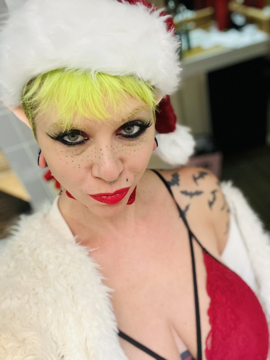 Hellbound_Heath's tweet photo. Naughty Elf on the Shelf party! Go check out my OnlyFans for the #nsfw pics! 

#elf #naughtyelf #tits #butt #swingers #sex #housewife #harleydavidson #xxxmas #titsfortrump https://t.co/sGmODmkJnX