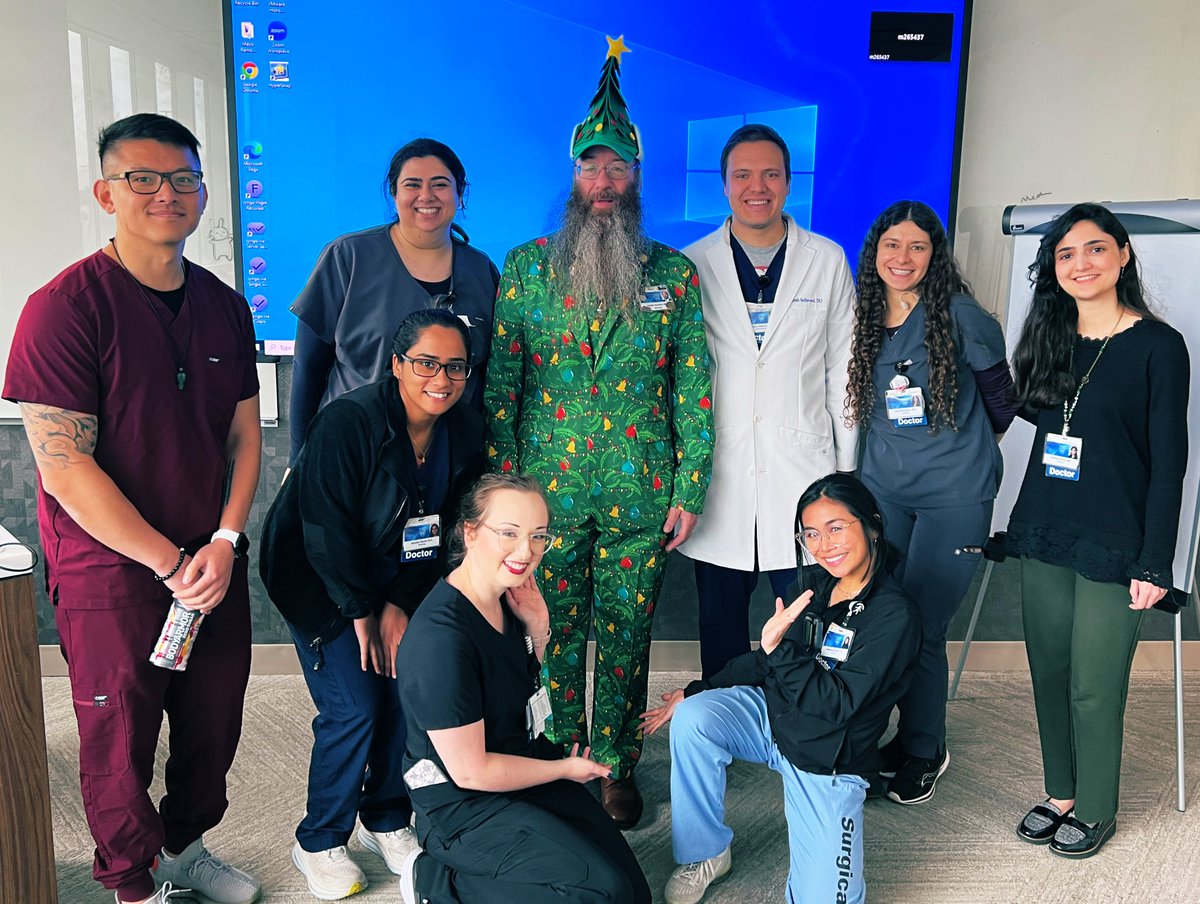 At MCF, we radiate holiday spirit! 😉 Happy Holidays from Mayo Florida Radiology- bringing you the most X-tra special vibes this season. 🎄