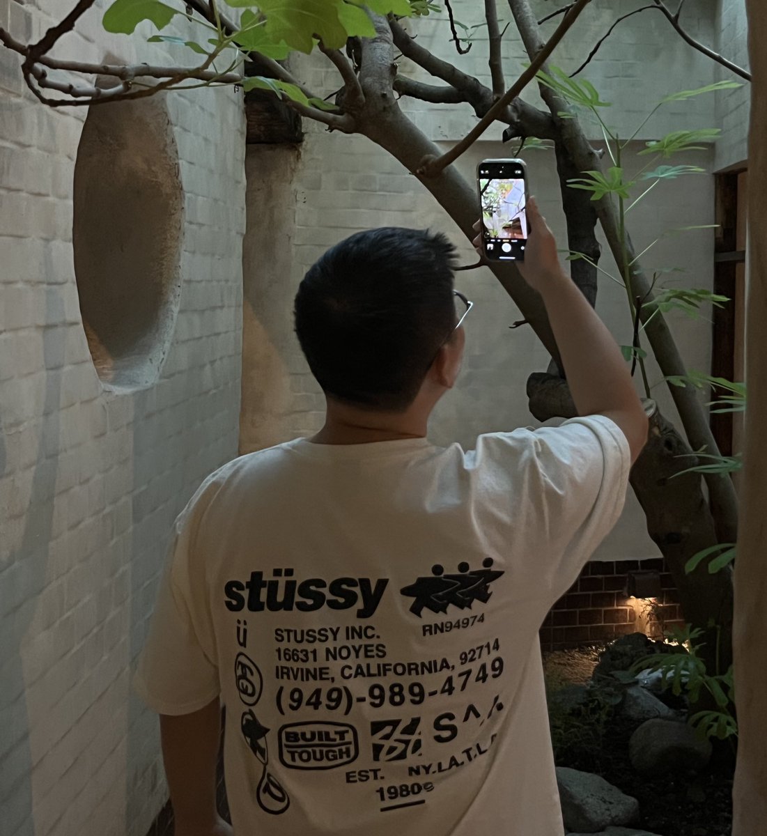 #트친소 

🐰00년생
🐰소수계로 가져가려다가 결국 실패..
🐰여행다니기 구경하기 옷 좋아해요
🐰 막상부르면 생각보다 잘 나타나는..?
🐰 알티해주세요악