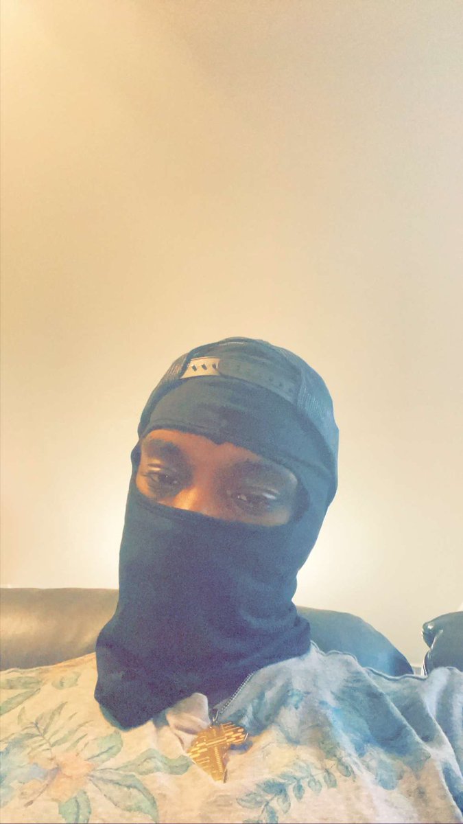 MachineGunKrizz's tweet image. If yo booty big you have a good day mama