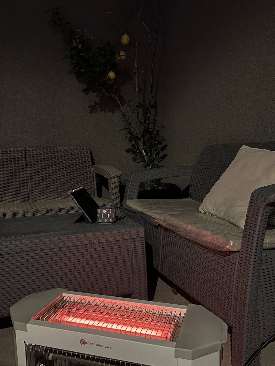 ليالي ديسمبر❄️👩🏻‍💻