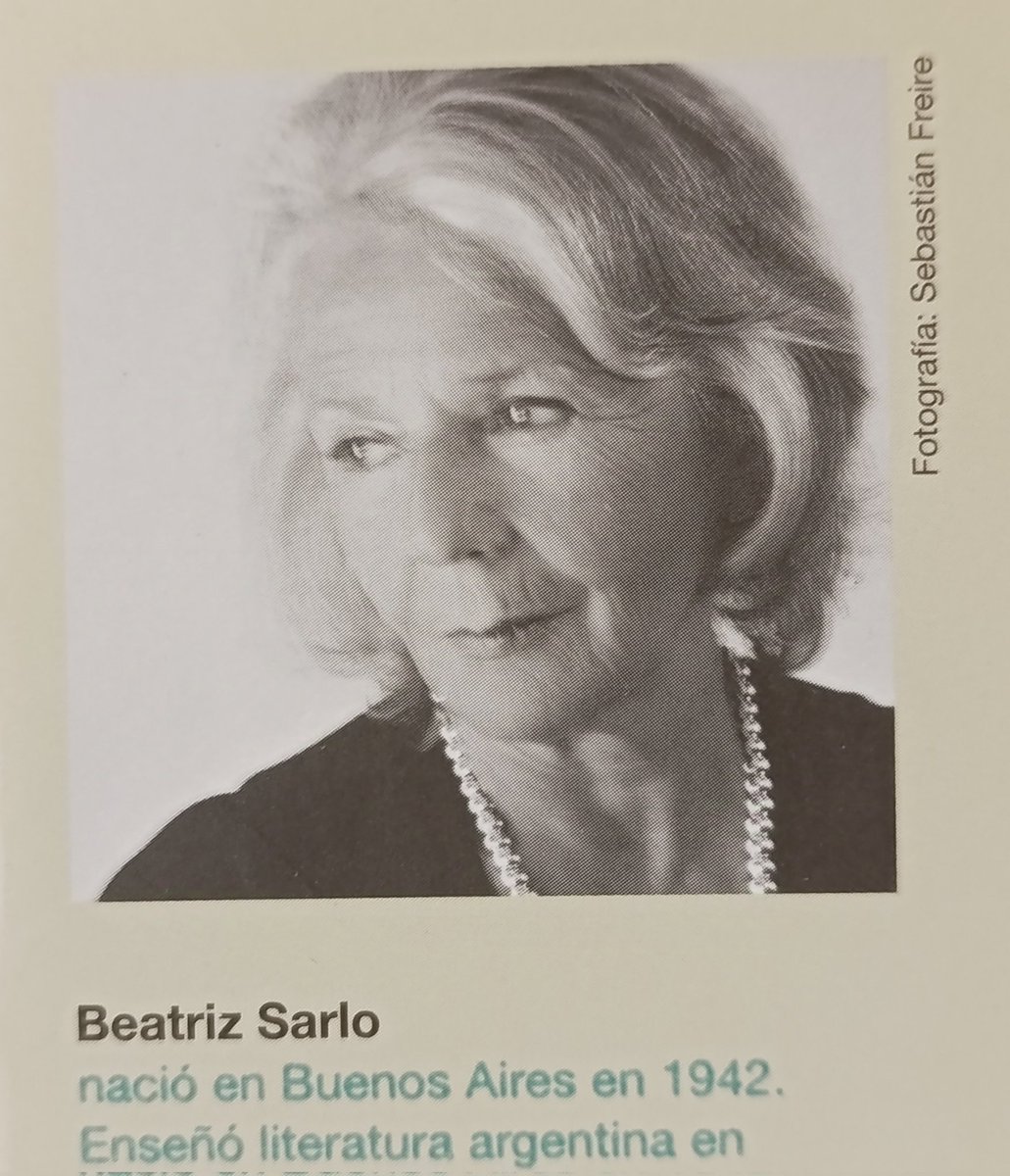 Beatriz Sarlo hizo básicamente dos cosas en la vida: leer y enseñar literatura. Con ello, cambió la forma en que entendemos nuestros libros y nuestras sociedades. El sello de la casa era una inteligencia luminosa y erudita. Sin ella, hoy, el mundo es un lugar un poco más idiota.