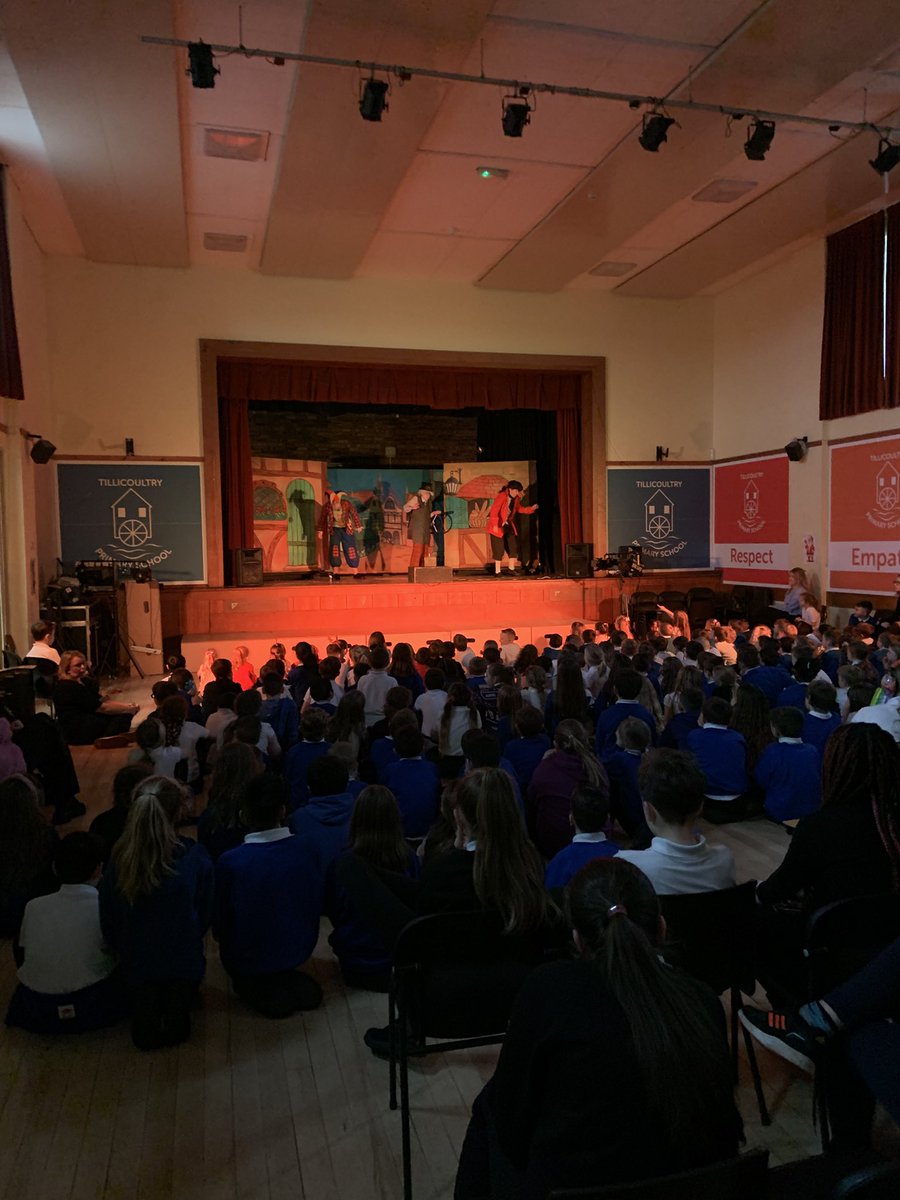 Louise Thomas tweet media