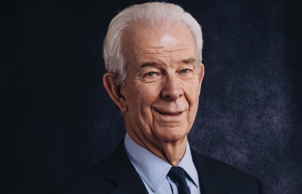 It is with profound sadness that we mourn the passing of Sir Jim Walker, the visionary force behind Walkers Shortbread.  Sir Jim’s unwavering commitment to quality and authenticity transformed a family bakery into a beloved and iconic global brand.