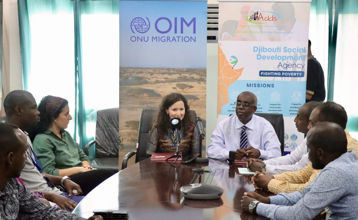 Aujourd'hui, l'OIM Djibouti signe un protocole d'accord avec <a href="/ADDSDjibouti/">ADDS Djibouti</a> pour soutenir les activités communautaires et renforcer la résilience des communautés d'accueil.
 
La cheffe de mission <a href="/PacificoTanja/">Tanja Pacifico</a> a signé avec Mahdi Mohamed Djama, DG. <a href="/ADDSDjibouti/">ADDS Djibouti</a>.
