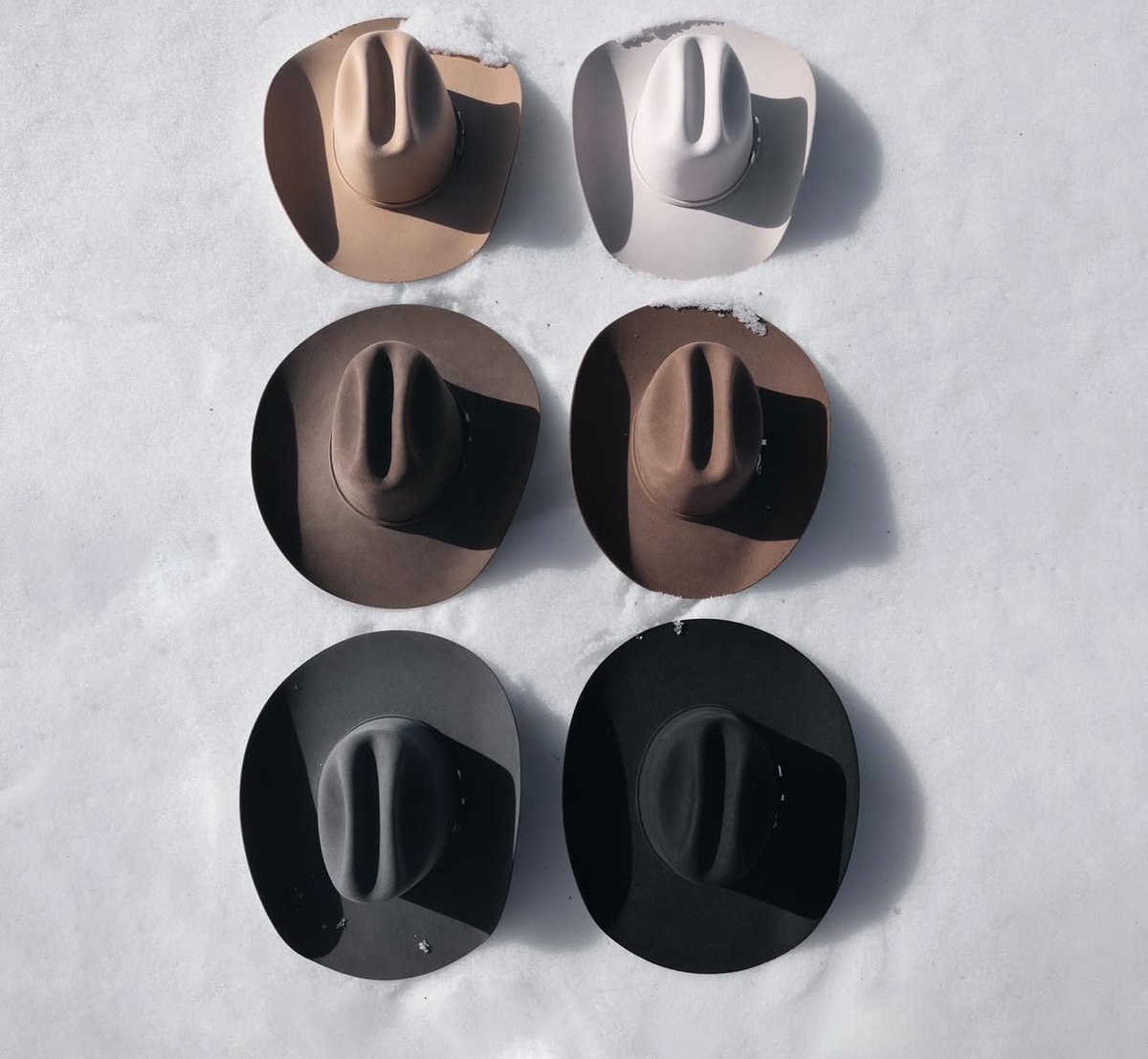 Thinking about upgrading my hat collection with <a href="/bootbarn/">Boot Barn</a> ! Thoughts? 🤠
#needthat