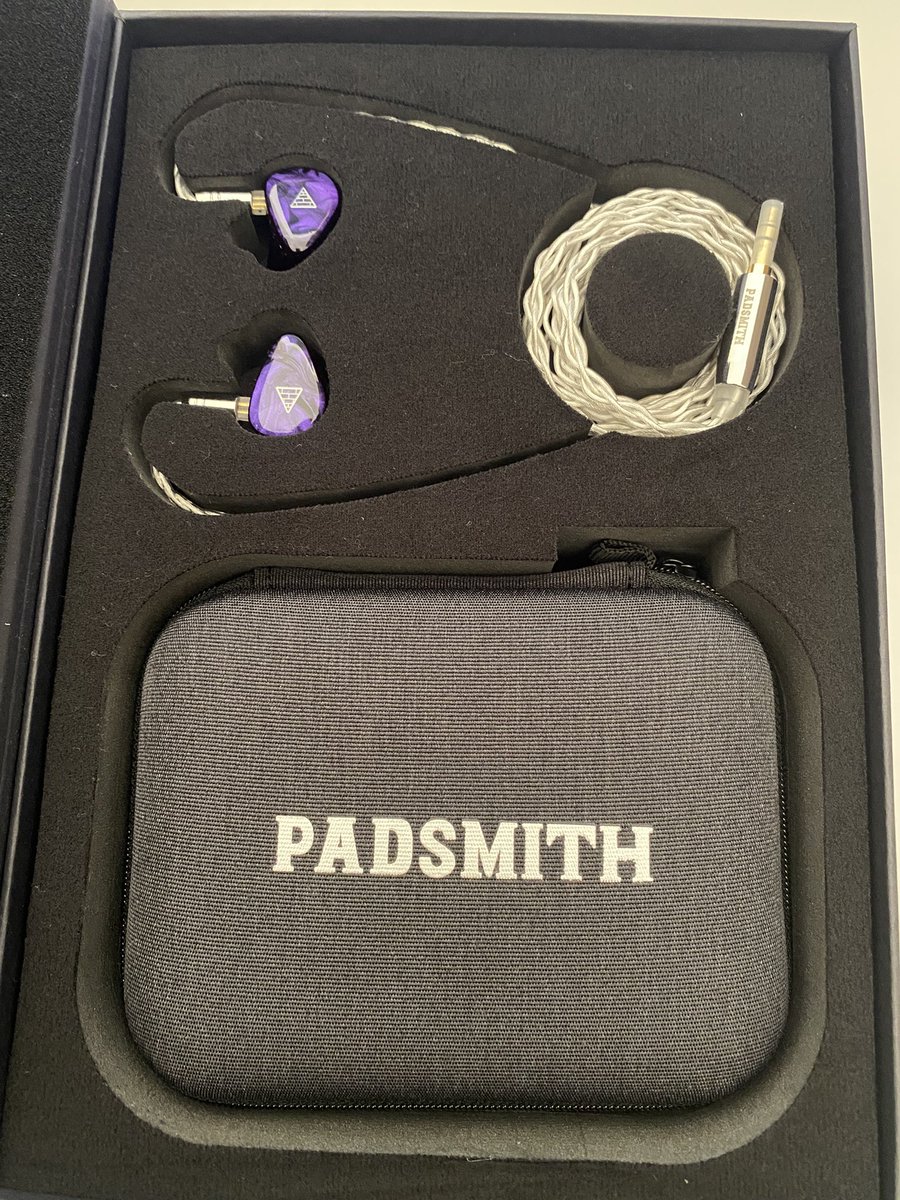 raiTOkarakkaze's tweet image. 買いました
カッコいい、、
#padsmith