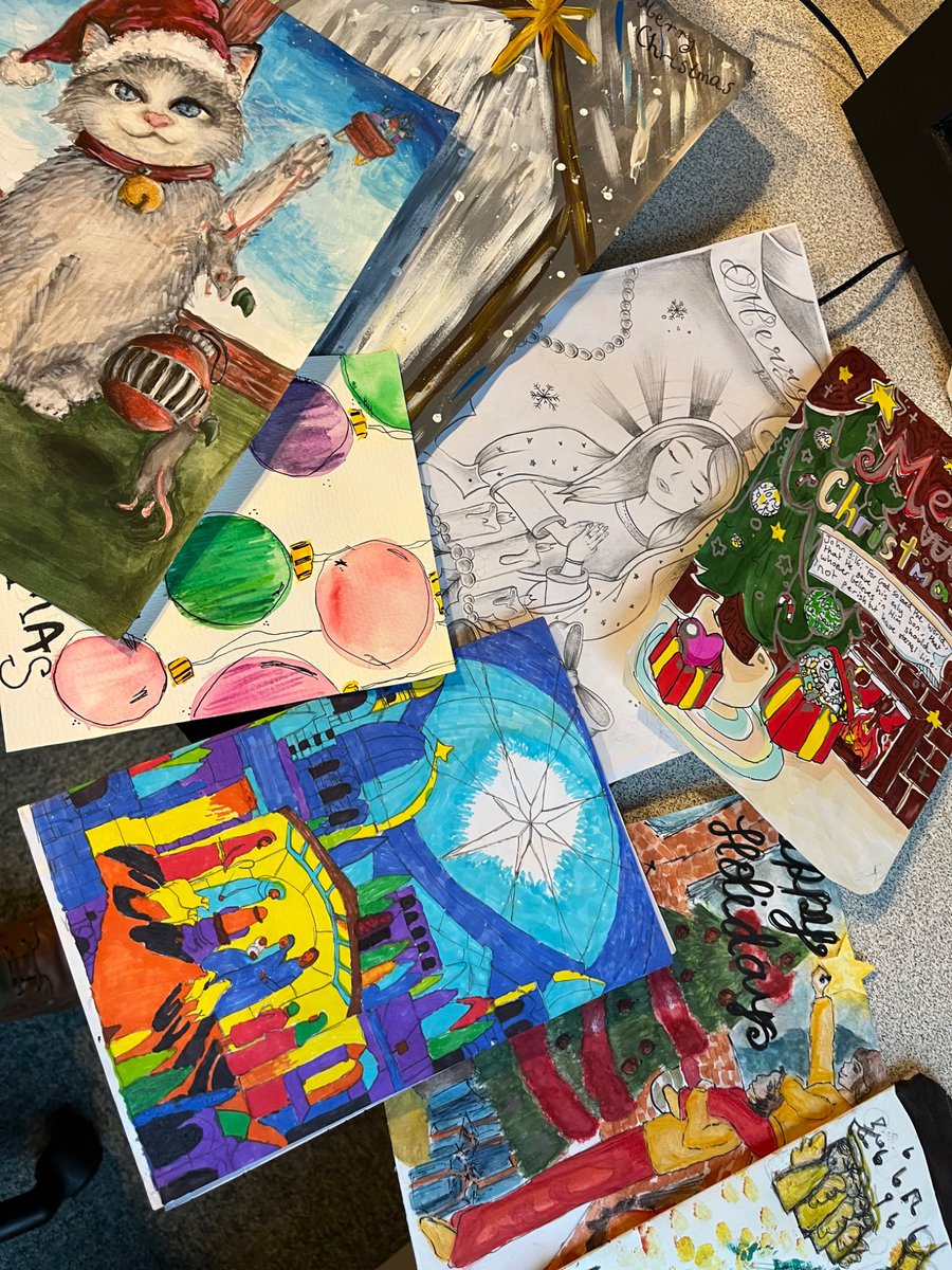 artcurriculum's tweet photo. @chelseaacademy Judging the amazing entries to this year’s Christmas Card Design Competition! https://t.co/fdkdLbiEKl