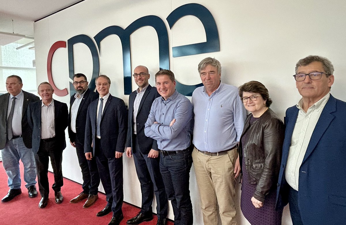 PKuchly57's tweet photo. Ravi d’animer le séminaire d’intégration des présidents d’unions territoriales de la @CPMEnationale nouvellement élus avec le Président @AsselinFasselin, @JEDUMESNIL et l’équipe #DDAR (@s_bourgogne, #Andrea_VAIDEANU et #Johann_MEURVILLE ! https://t.co/kjj3xrIaQA