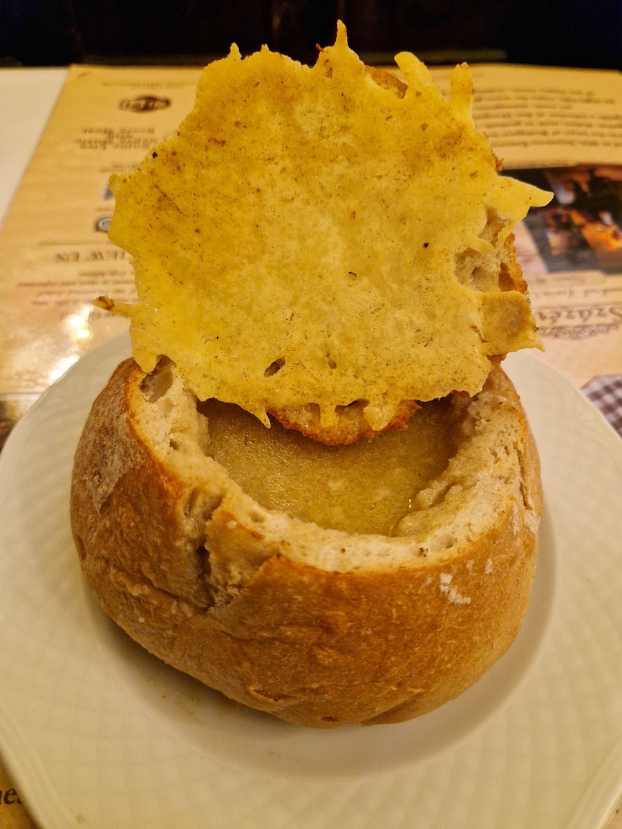 TimMcKenna01's tweet image. Soup in a loaf and chicken paprikash for lunch. That's it for Hungary! Now a couple of hours on the train to Vienna, to pick up the sleeper to Berlin.